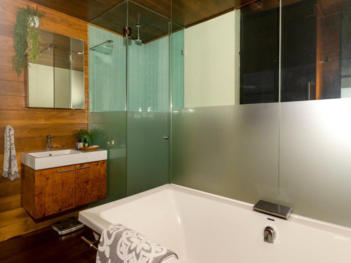 Quayside Waterfront Apartment Дърбан Екстериор снимка